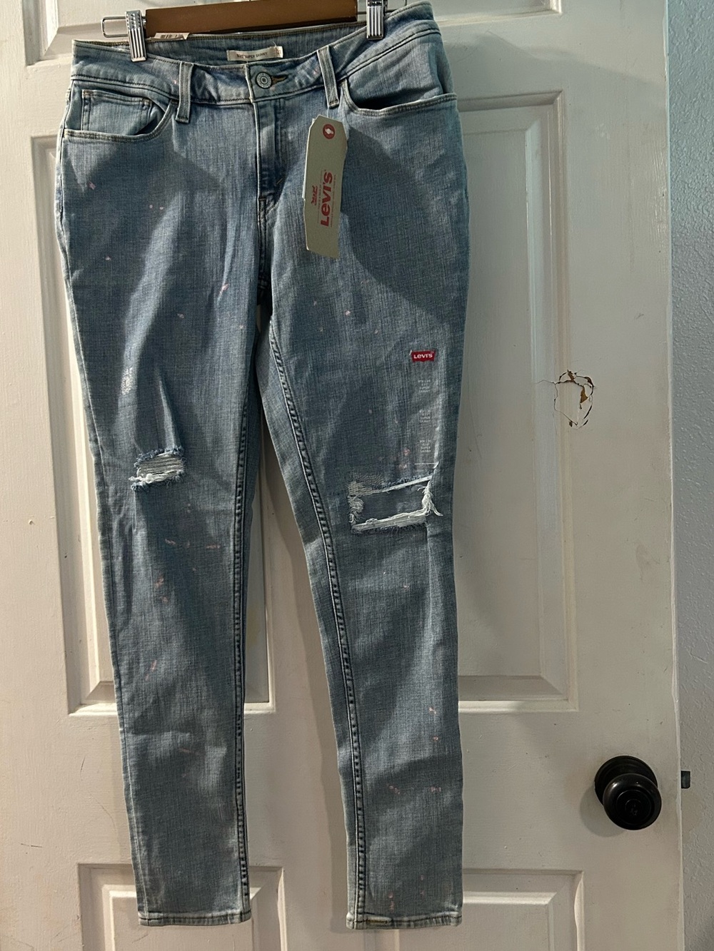 Levi's Women's Light Blue Distressed Skinny Jeans